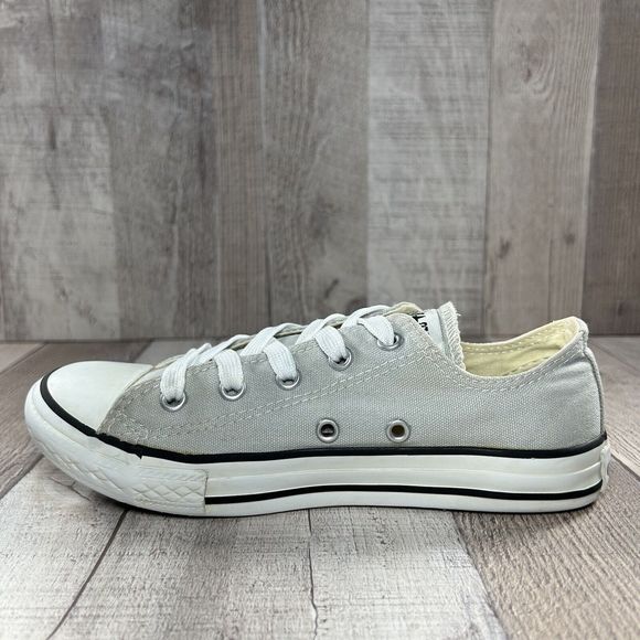 Converse Pre School Chuck Taylor All Star Lo Ox Trainers Shoes Gray Size 2 Youth - Picture 9 of 14